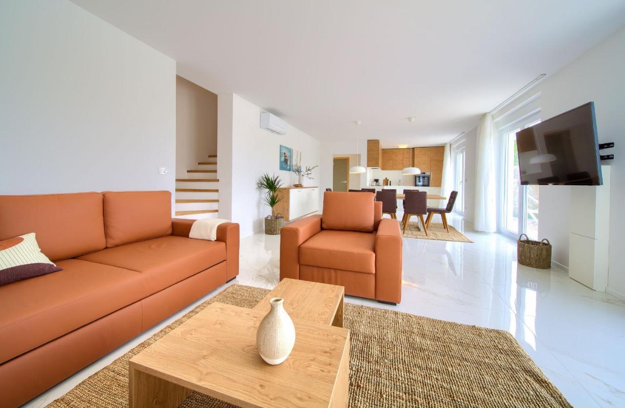 Villa Rossa Zupanje Bagian luar foto